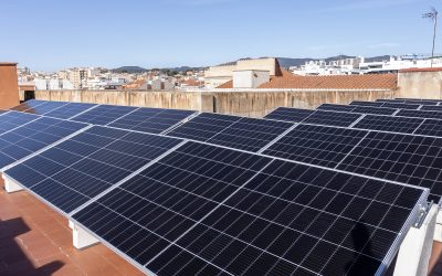Arriben les plaques solars a Escolàpies Sabadell!
